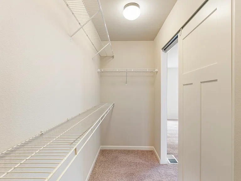 9433 SW Chopin Ln — Photo 21
