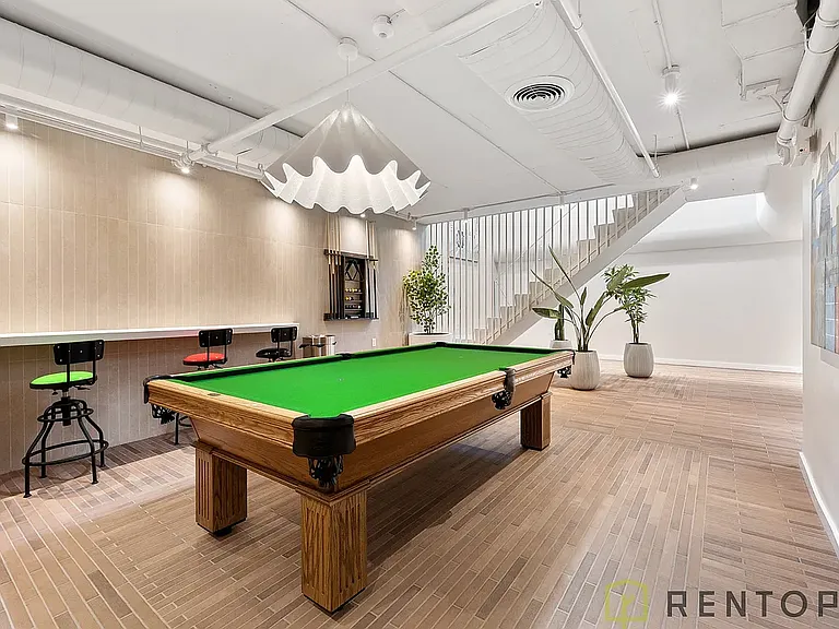 150 Noll St #4N — Photo 10