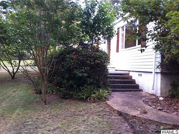 2nd image of 3817 Arcadia Dr