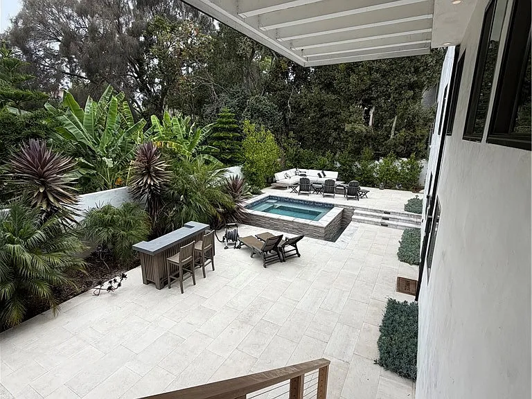 363 Newport Glen Ct — Photo 8