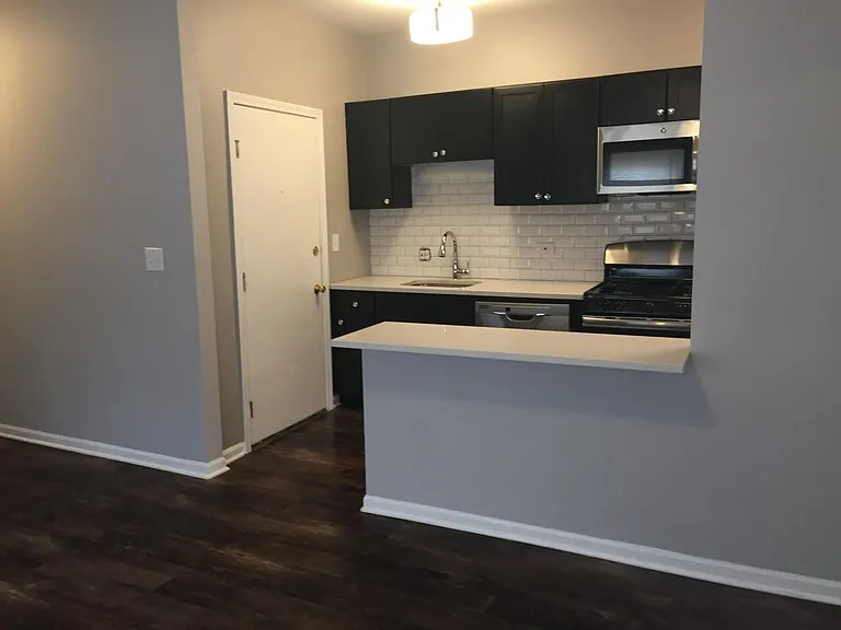 845 W Sunnyside Ave #205 — Photo 14