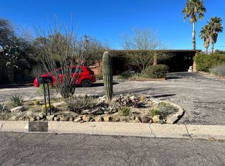 5749 E Holmes St, Tucson, AZ 85711