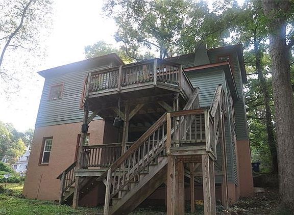 3rd image of 118 Crafton St APT B