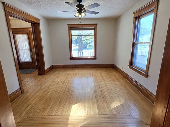 5th image of 309 Center Cross St