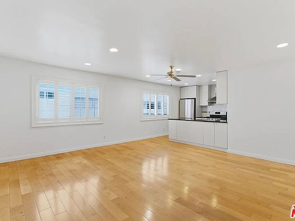 2nd image of 2444 4th St APT 4
