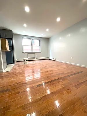 Rented by Oxford Property Group | media 2