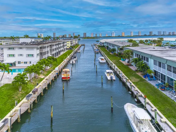 130 Doolen Court #108, North Palm Beach, FL 33408