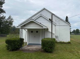 8712 Flint Rd, Hale, MI 48739