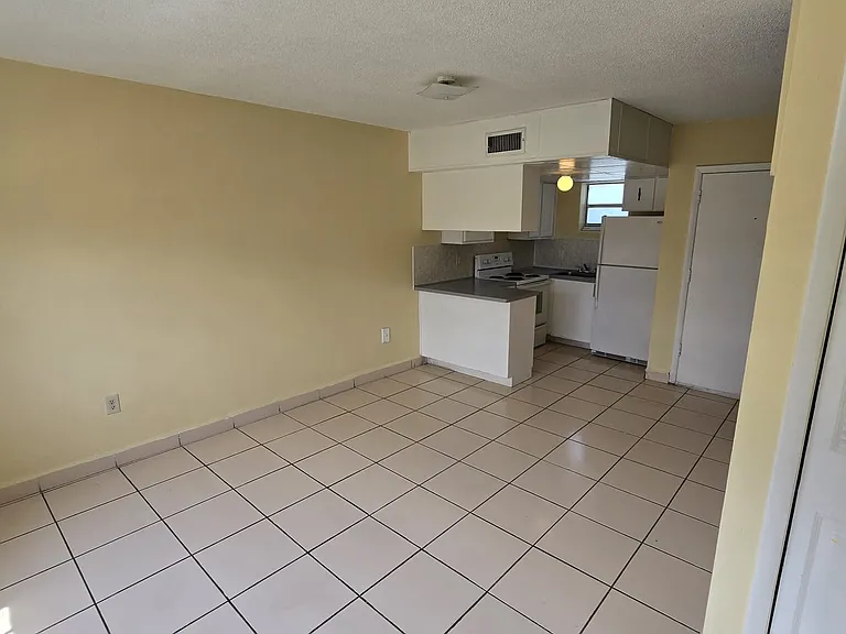 North Miami, Fl | 2b | 50% Off First Month Rent — Photo 24