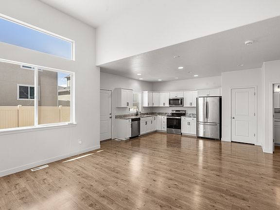 5th image of 7109 N Mountain Field Dr