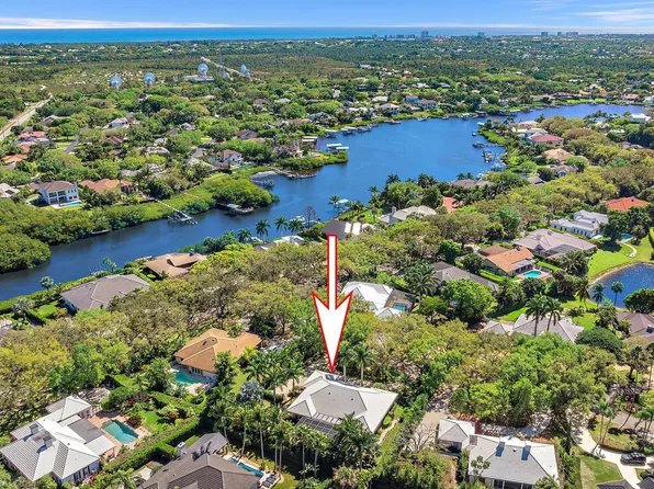 10205 SE Acorn Way, Jupiter, FL 33469