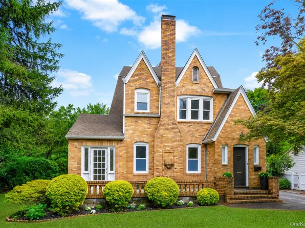 53 Palmer Avenue, Scarsdale, NY 10583