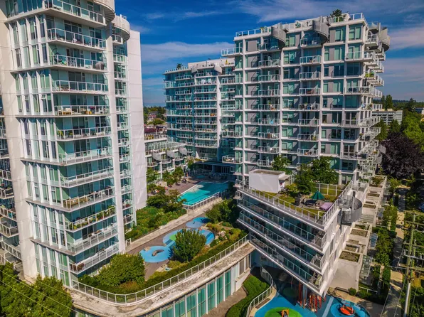 2221 E 30th Ave #510, Vancouver, BC V5N 3A7
