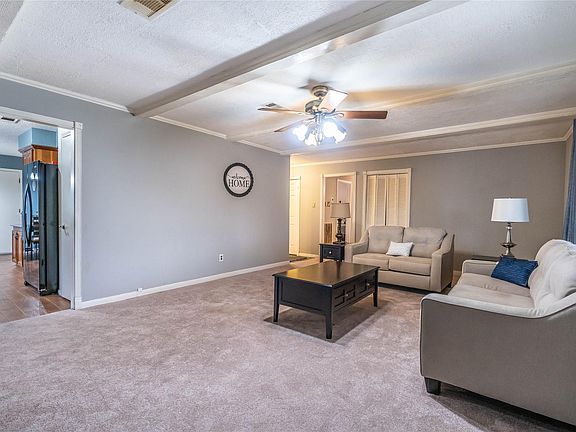 4th image of 1110 Lillie St