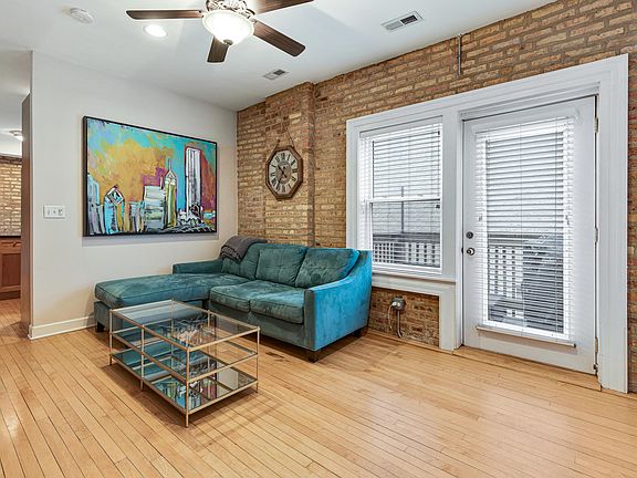 5th image of 2420 N Southport Ave APT 3R