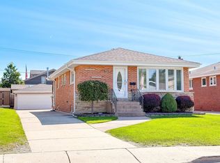 6023 N Emerson St, Rosemont, IL 60018