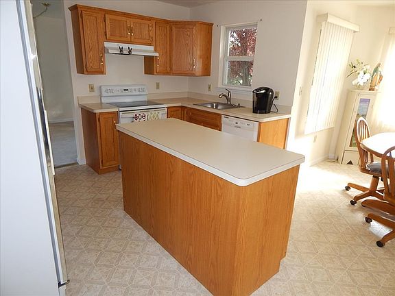 5th image of 1826 Bianco Pl