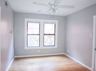2627 N Spaulding Ave #1D, Chicago, IL 60647