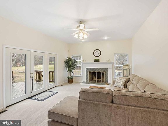 2nd image of 1218 Fairfield Estates Ln