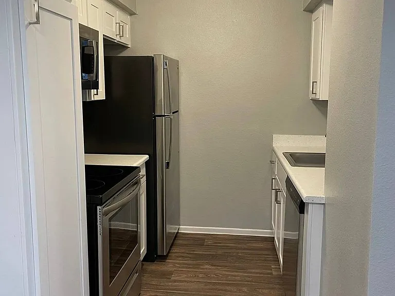1x1 Kitchen