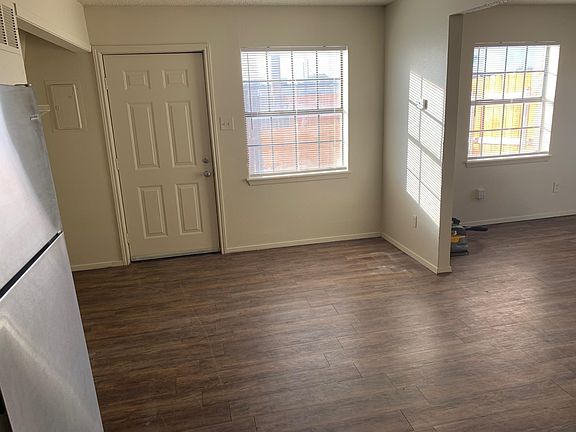 4th image of 3431 Grinnell St APT B