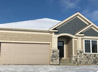 7917 183rd St W, Lakeville, MN 55044