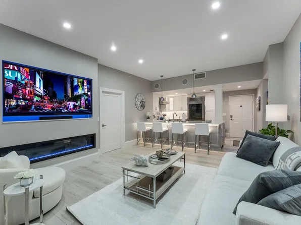 255 Evernia Street #1502, West Palm Beach, FL 33401