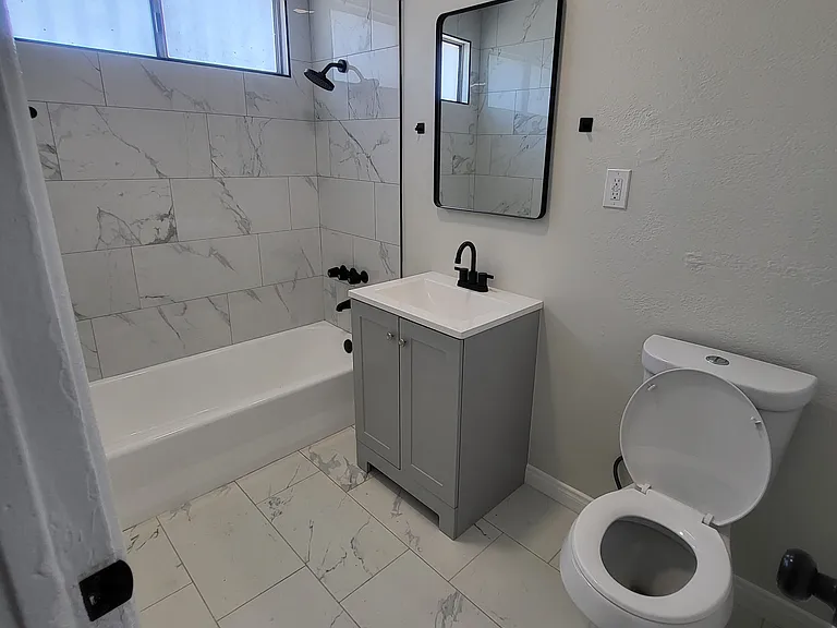 1010 S Grandee Ave #4 — Photo 11