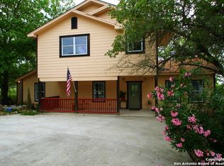 22618 Shady Forest Dr, Elmendorf, TX 78112