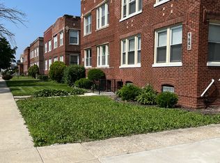 9647 S Forest Ave #1F, Chicago, IL 60628