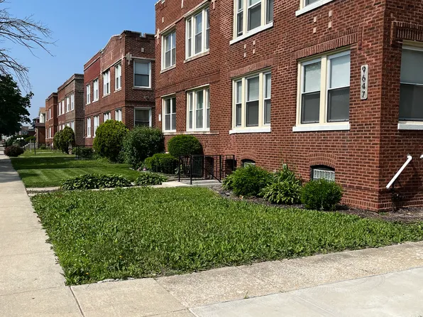 9647 S Forest Ave #1F, Chicago, IL 60628