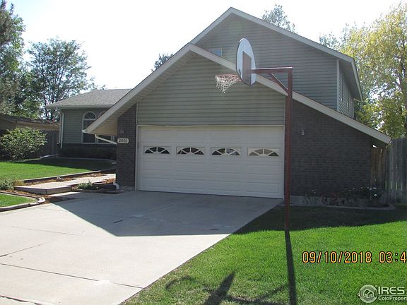 4th image of 2051 27th Ave