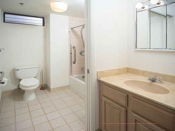 4th image of 724 Spencer St APT 201