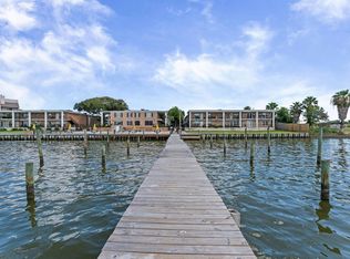 3535 Nasa Road 1 #92, Seabrook, TX 77586