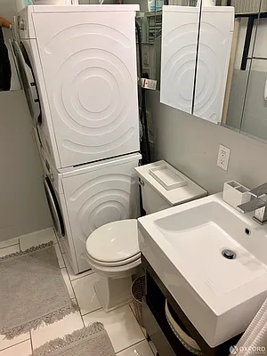 Rented by Oxford Property Group | media 24