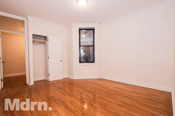 Rented by Mdrn Residential | media 2