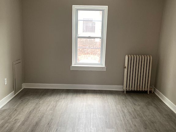 3rd image of 532 Breck St #2F