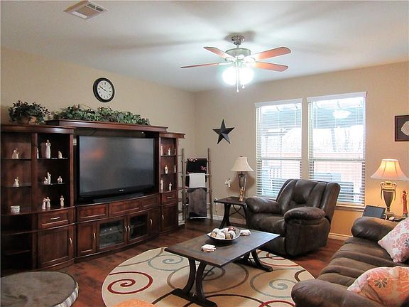 4th image of 8700 Stone Valley Dr