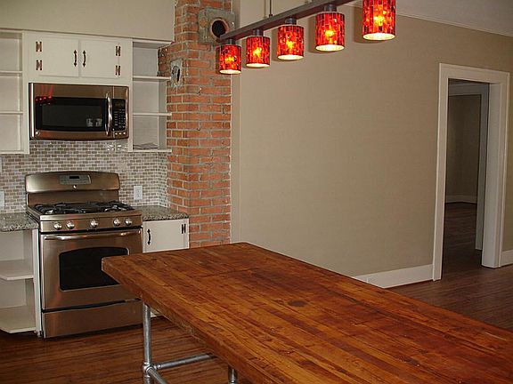 4th image of 2802 Avenue N 1/2