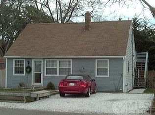 20 Myrtle Rd, Dennis Port, MA 02639