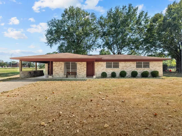 208 E Walters Blvd, New Boston, TX 75570
