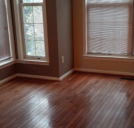 2nd image of 1225 Durham Ct