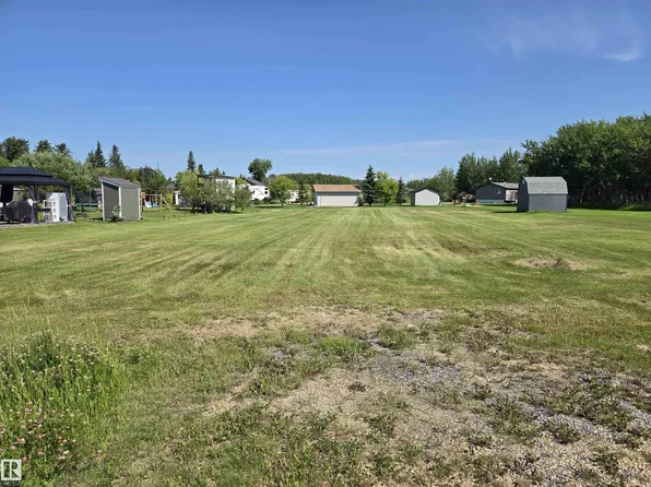57326 Range Road 30 #304, Lac Ste. Anne County, AB T0E 1A0