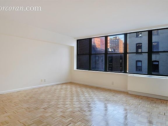 4th image of 2250 Broadway APT 6R