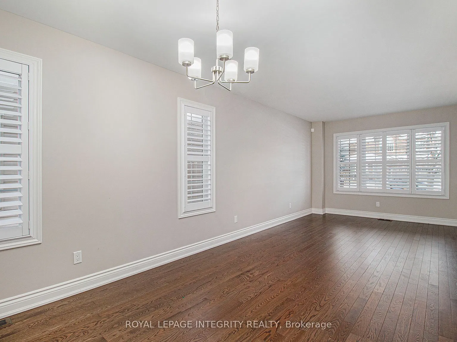 5 bed, $3,900 — Photo 4