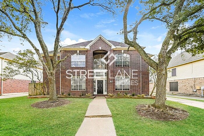 1st image of 2119 Spinnaker Dr