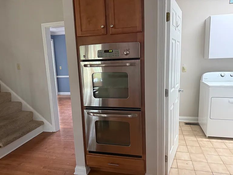 678 Union Dr — Photo 18