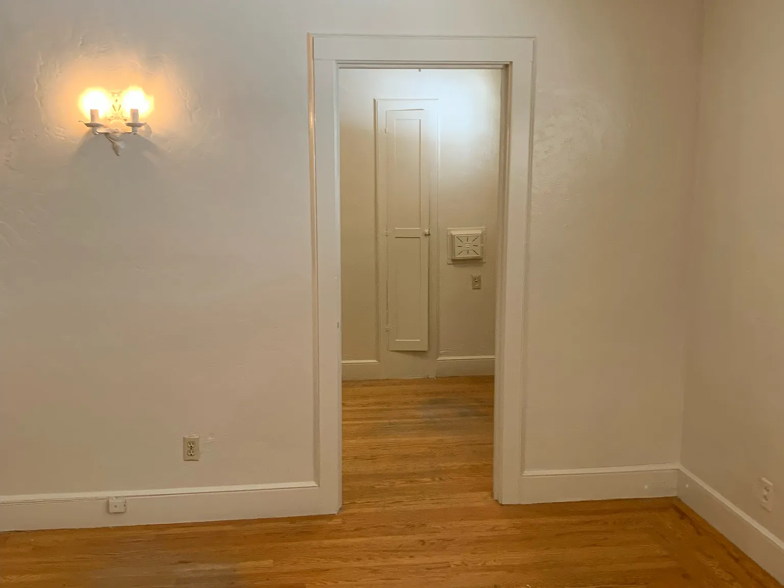 Studio, 500 sqft, $1,295 — Photo 3