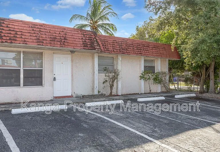 7750 SW 10th Ct #B — Photo 33