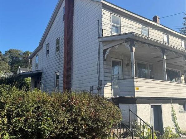 102 Greenwood St